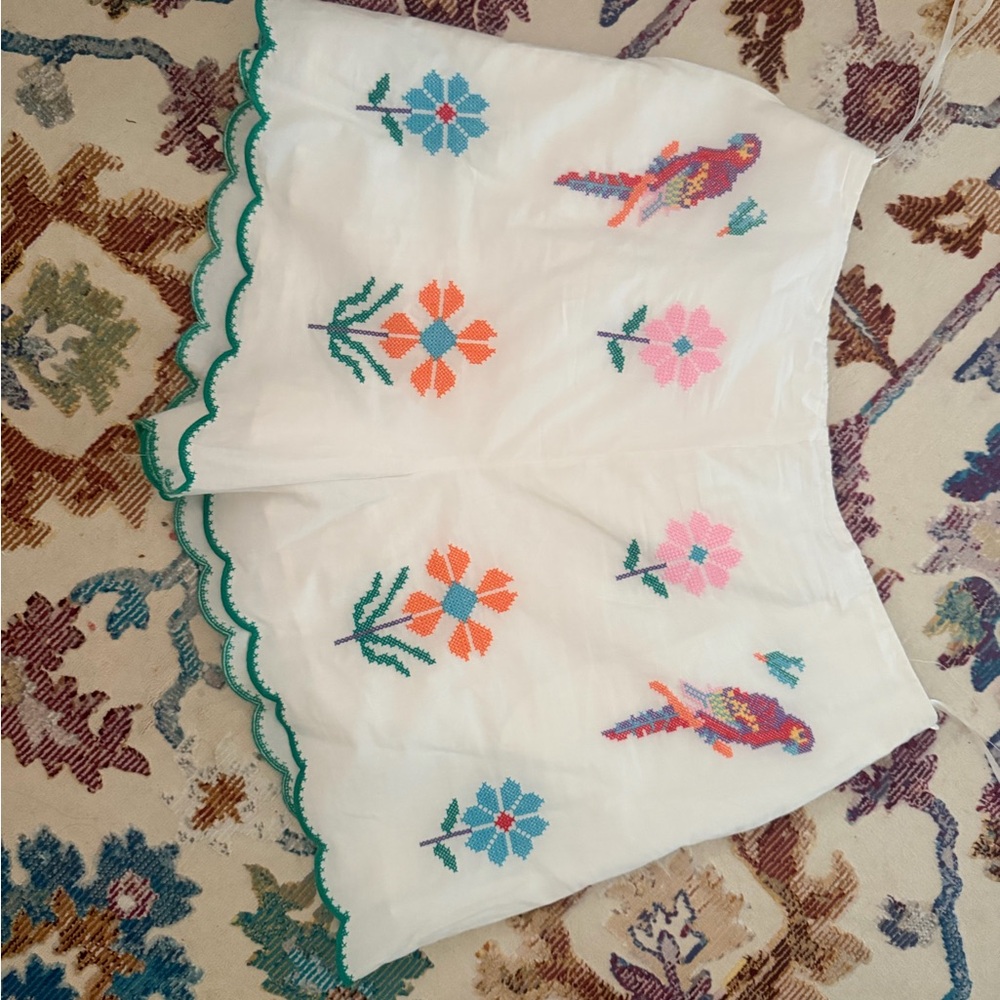 Embroidered High Waist White Shorts